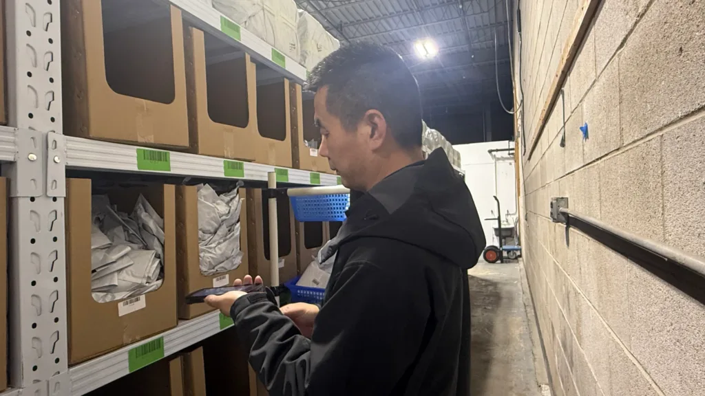 Pomon,-CA-Warehouse-Team